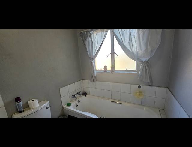 2 BEDROOM TOWNHOUSE FOR SALE IN RANDHART